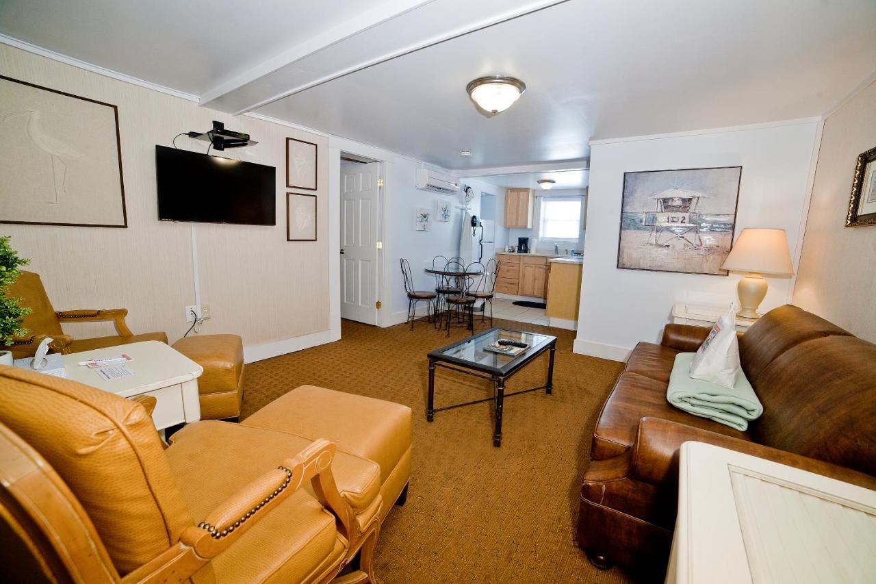Georgianne Inn & Suites Check In 212 Butler Ave Tybee Island Exterior photo
